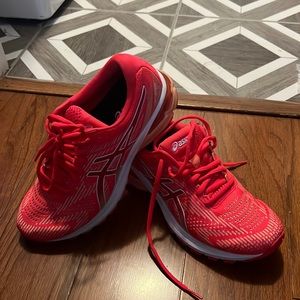 ASICS GT 2000 8 running shoes